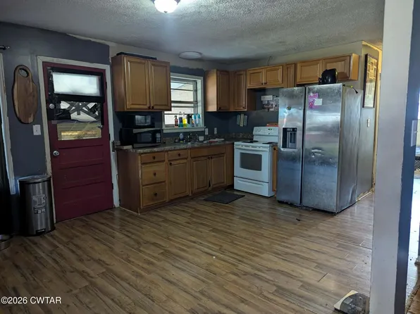 454 4th St, Henderson, TN 38340