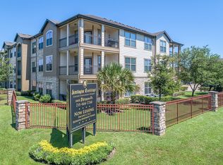 KENSINGTON CROSSINGS, Houston, TX 77040