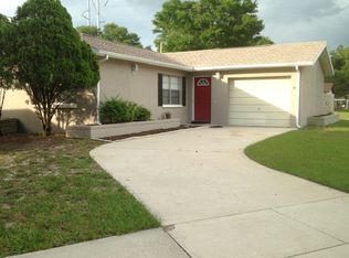 2331 Newton Dr, Palm Harbor, FL 34683