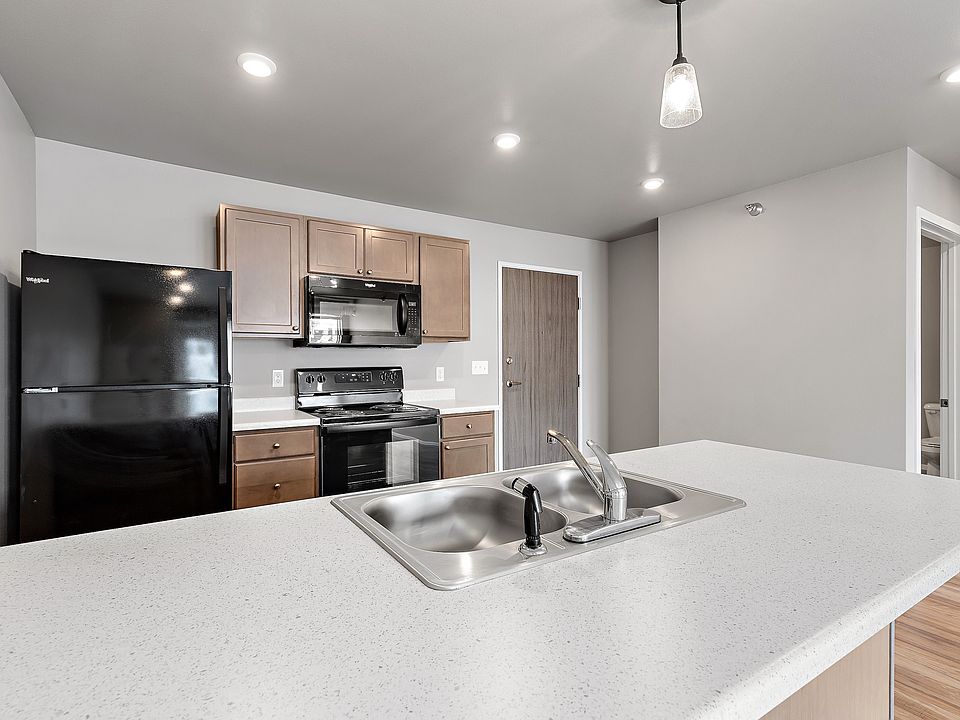1st image of 5011 Shelby Ave #308