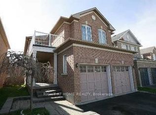 776 Avocado Cres #BASEMENT, Mississauga, ON L5W 1H4