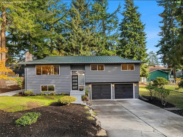 19227 49th Avenue W, Lynnwood, WA 98036
