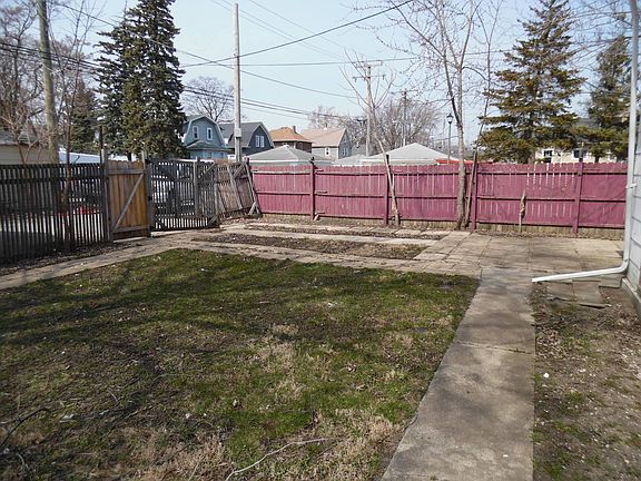 3rd image of 1600 S 1st Ave
