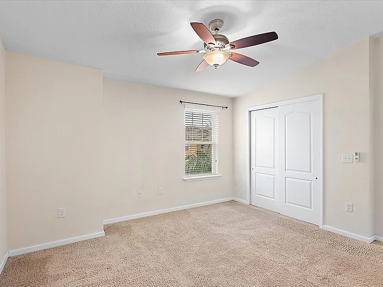 208 Larkin Pl #107 — Photo 9