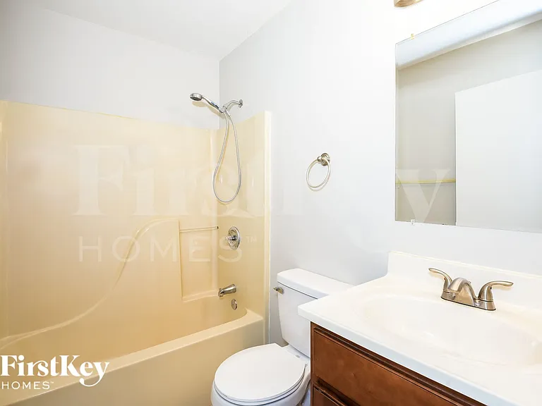 6363 Brack St — Photo 13