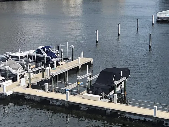 1965 S Ocean Dr APT 5Q, Hallandale Beach, FL 33009