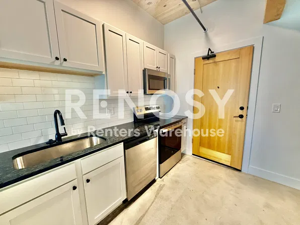 2701 Ingersoll Ave Unit 305, Des Moines, IA 50312