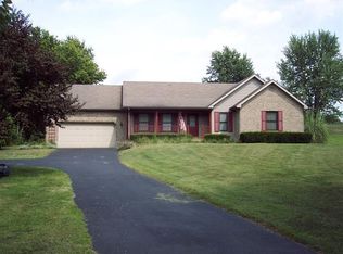 3881 S Beechgrove Rd, Wilmington, OH 45177