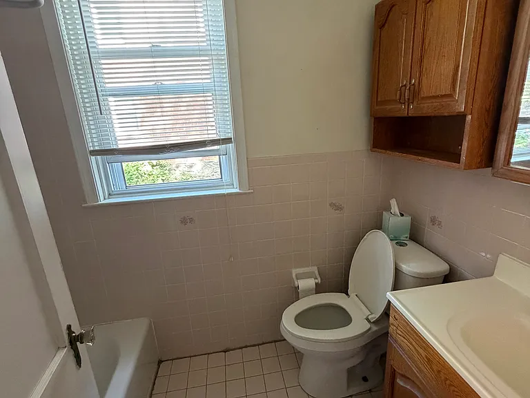 654 Childs Ave #1 — Photo 5
