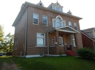 26 Lewis Pl, Saint Louis, MO 63113
