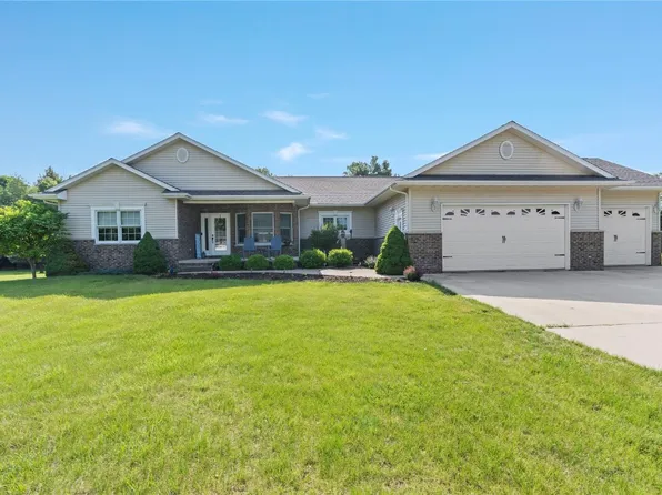 24617 110th St, Anamosa, IA 52205