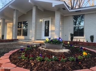 640 Briarcliff Cir, Jackson, MS 39212