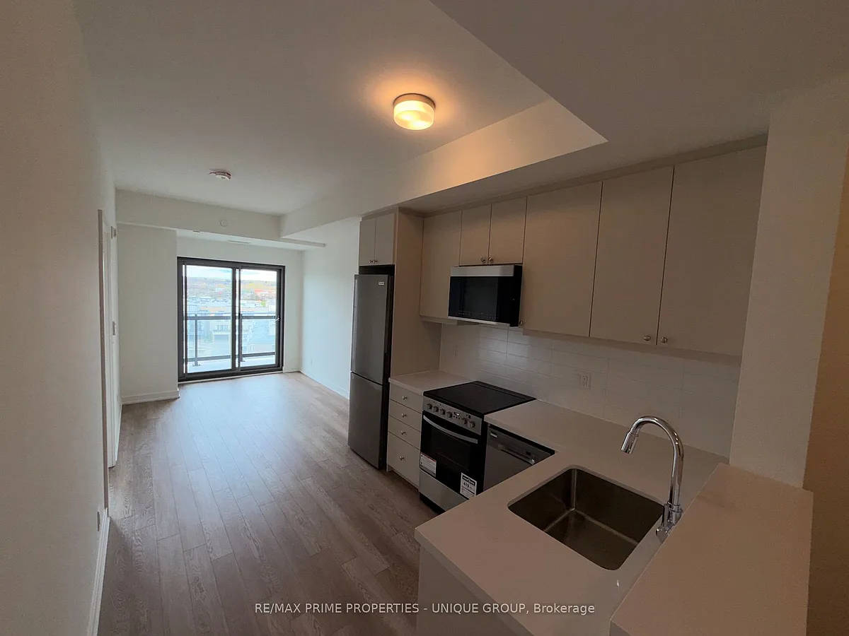 Building Photo - 51 Clarington Blvd #815