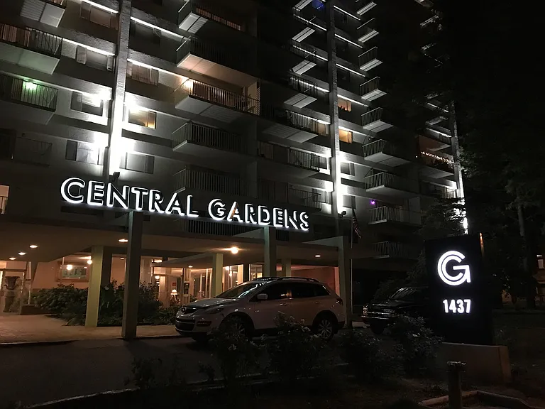 Central Gardens Apartments — Photo 8