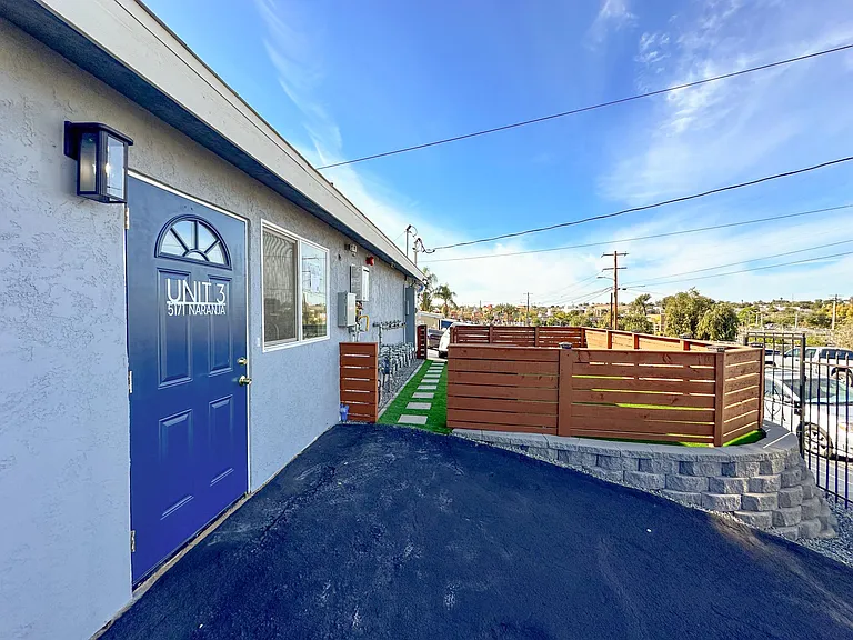 5171 Naranja St — Photo 17
