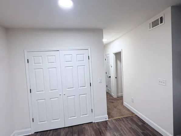 Hemingway Apartments
