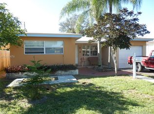 2810 Van Buren St, Hollywood, FL 33020