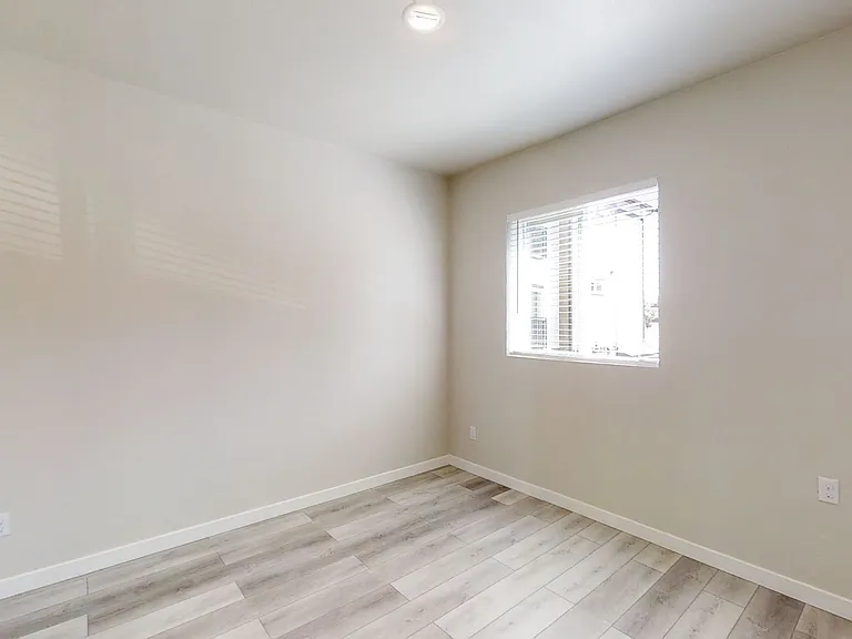 7427 S D St — Photo 17
