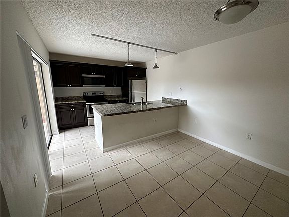 5th image of 545 Green Springs Place
