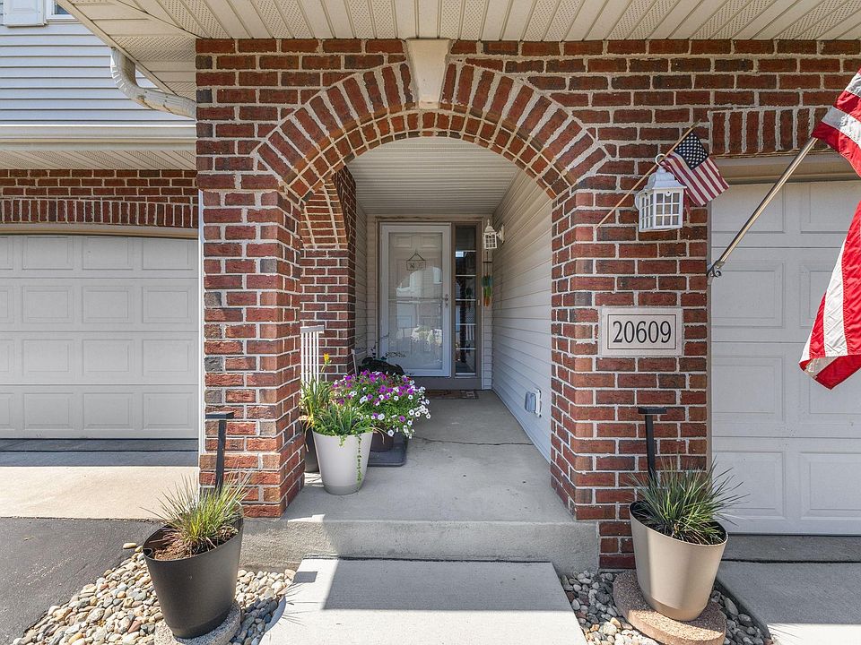 1st image of 20609 Harrow Ct