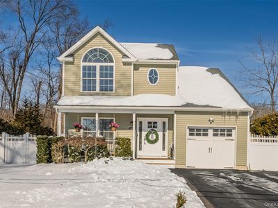 19 Raymond Avenue, Middle Island, NY, 11953