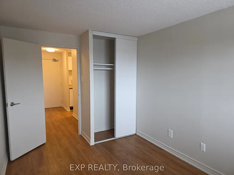 981 Gulf Pl #511 — Photo 5