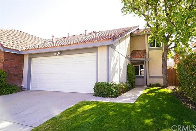1st image of 28926 Marilyn Dr