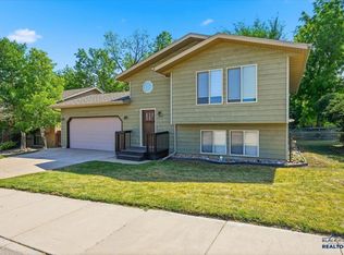 1802 Sugar Creek Pl, Spearfish, SD 57783