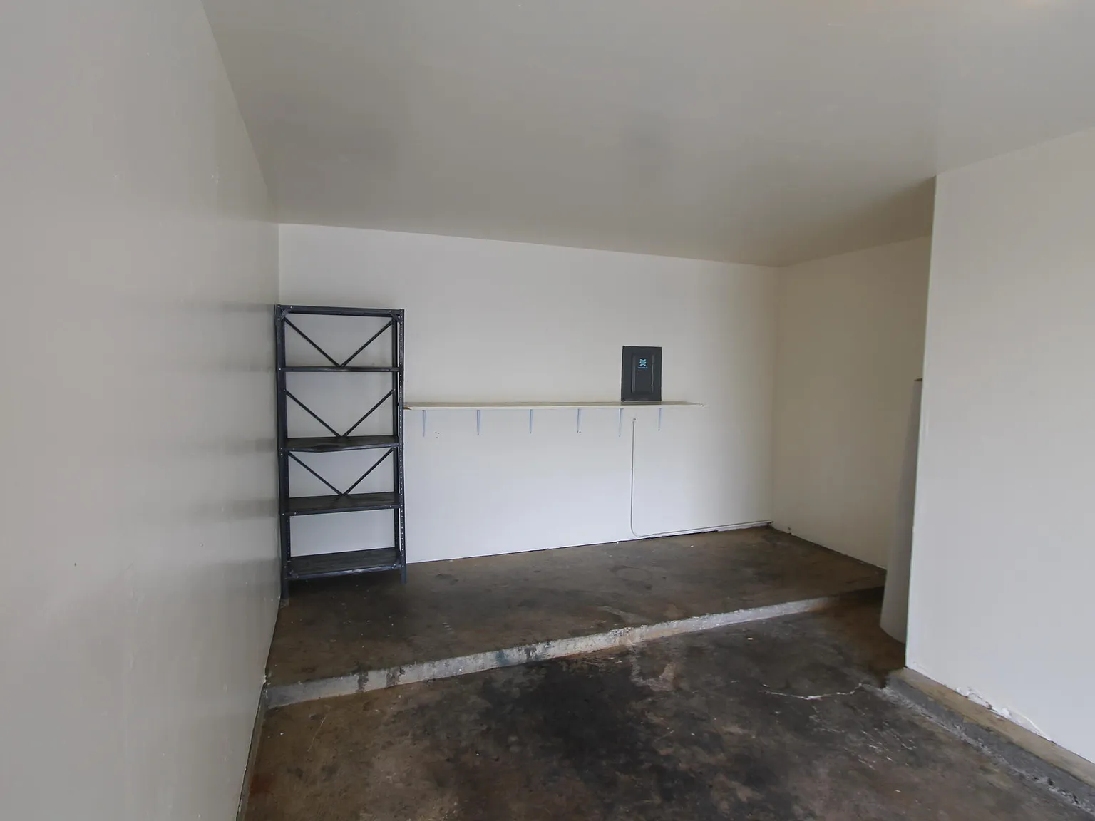 2 bed, 1.0 bath, 1000 sqft, $1,400 — Photo 3