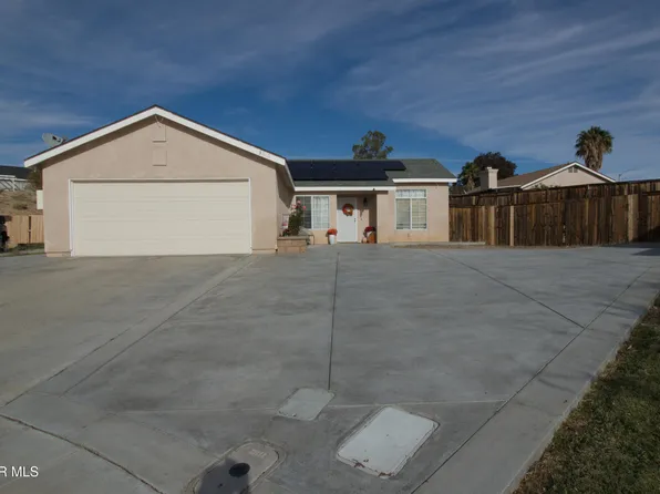 3840 Hatcher Pl, Rosamond, CA 93560