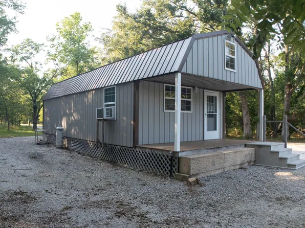 24610 Cumberland Gap Ave, Warsaw, MO 65355