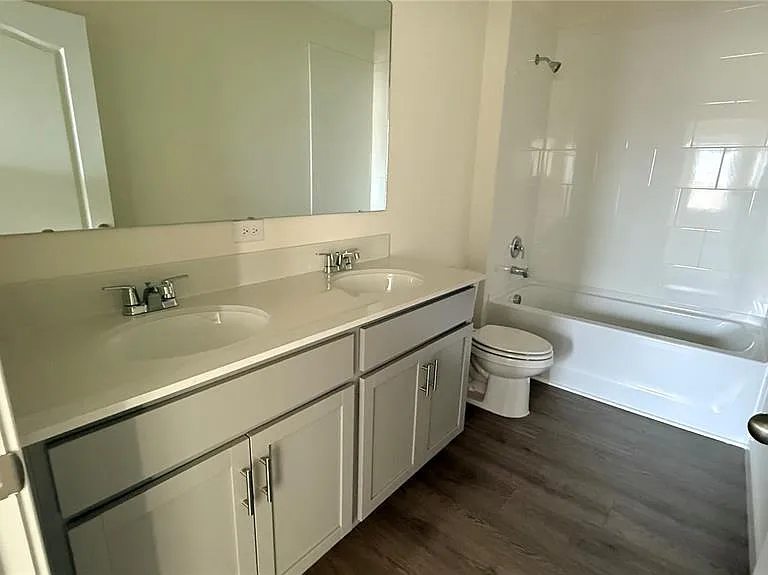 2066 Walnut Creek Dr — Photo 25