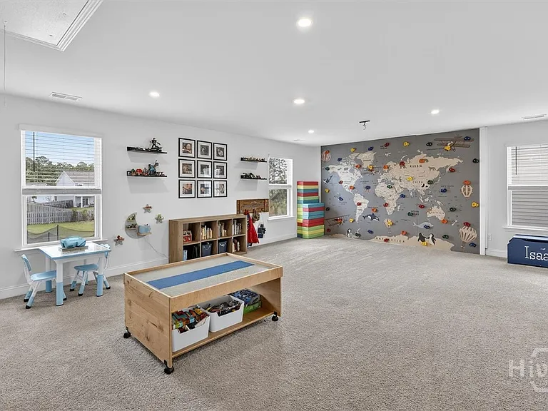 289 Logging Hill Dr — Photo 14