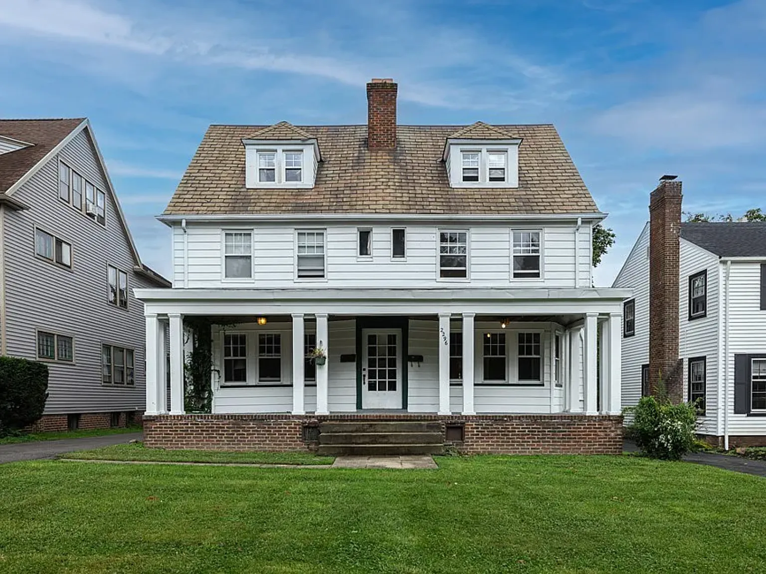 5 bed, 2.5 bath, $2,000 — Photo 1