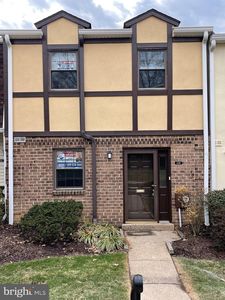 230 Glen Pl #230, Elkins Park, PA, 19027