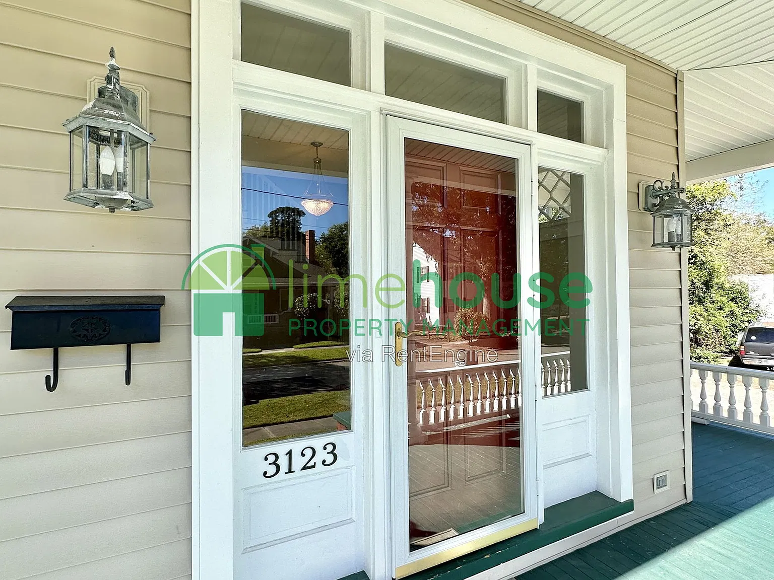 3 bed, 2.5 bath, 1885 sqft, $2,750 — Photo 2