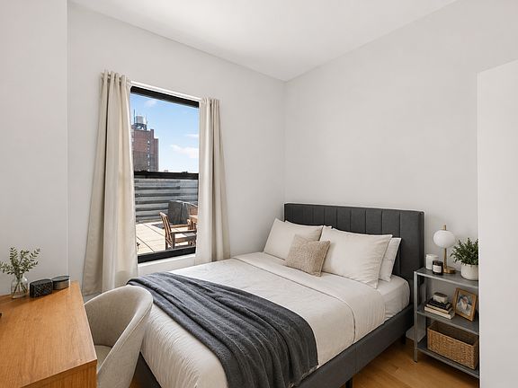 4th image of 63 W 104th St #605