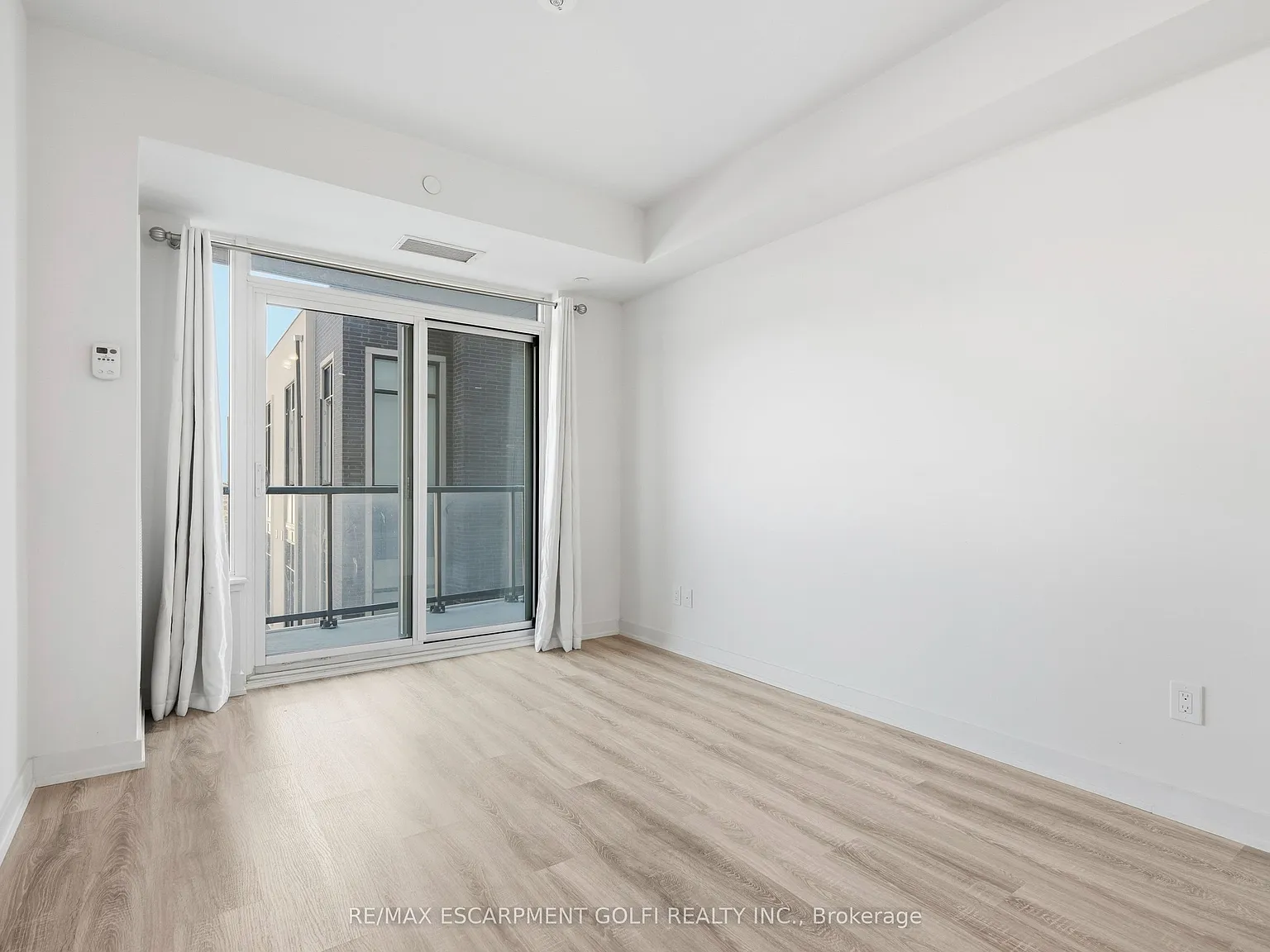 1 bed, $1,925 — Photo 4