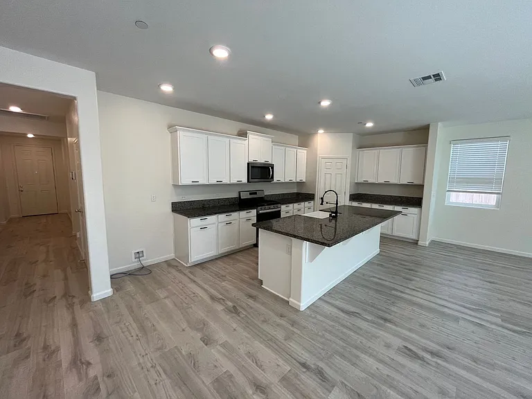 2240 S Lebec St — Photo 4