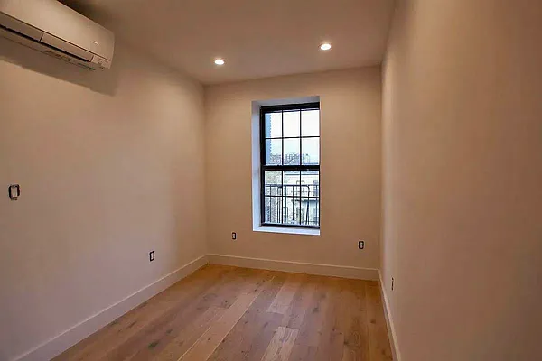 Rented by Metropolitan Property Group | media 12