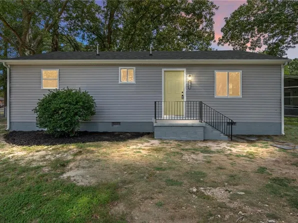 2205 Colston St, Petersburg, VA 23805