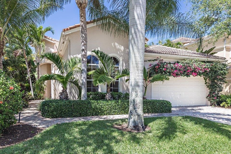 101 Andalusia Way, PBG