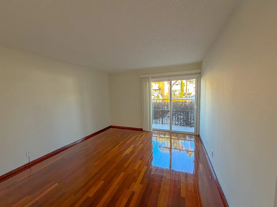 Unit 116 Bedroom