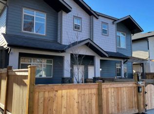 1025 Stockwell Ave #1, Kelowna, BC V1Y6W4