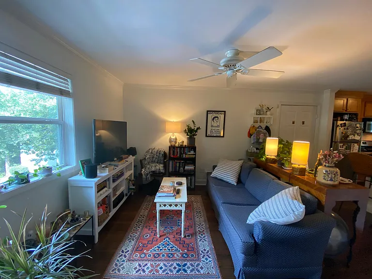 1067 Alta Ave NE #4 — Photo 2