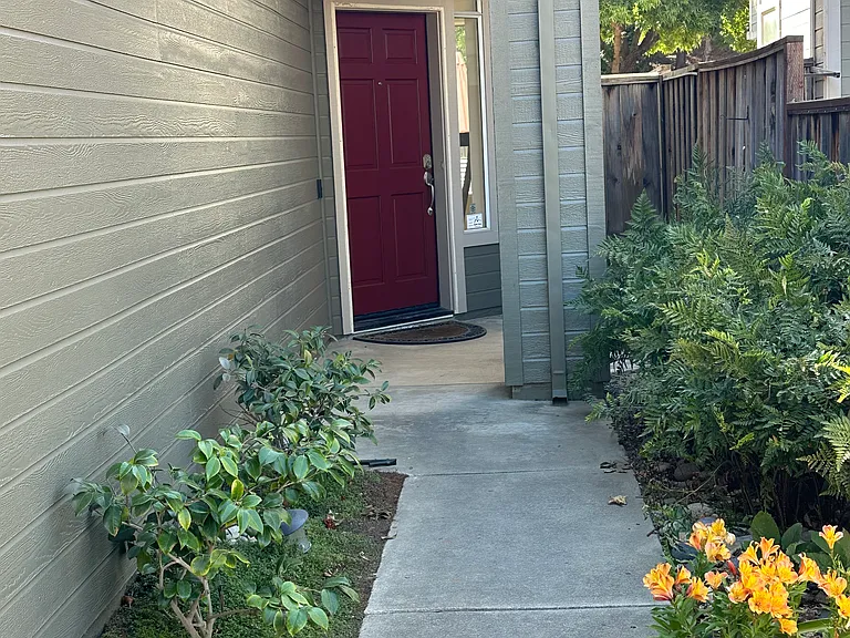 21020 Country Park Rd — Photo 2