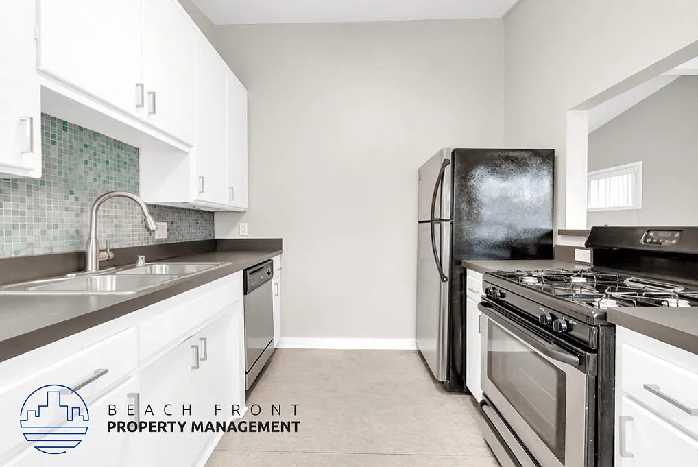 2674 Elden Ave. — Photo 4
