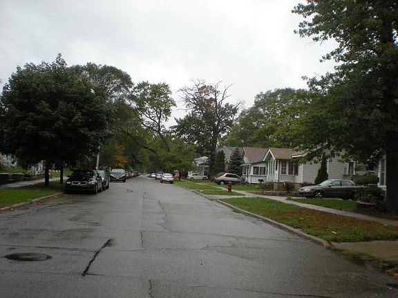 3rd image of 620 E Lewiston Ave