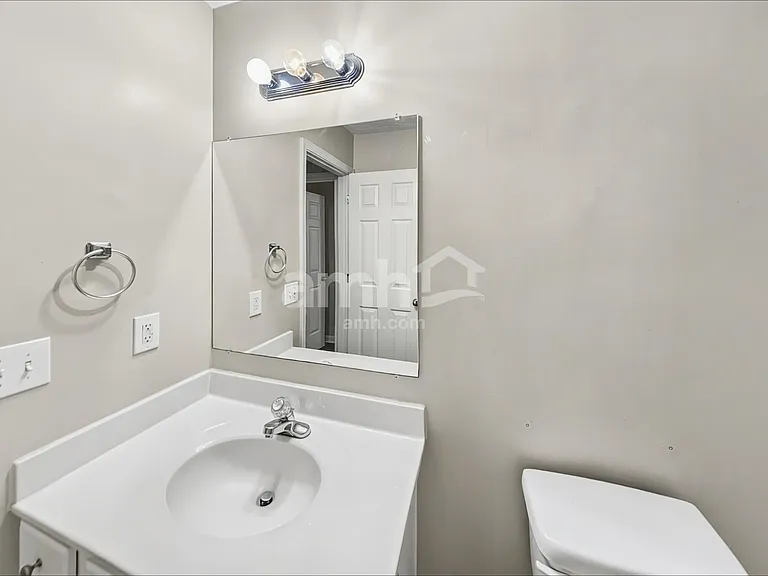 113 Village Dr — Photo 13
