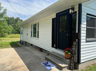 713 W Tyler St, Herrin, IL 62948